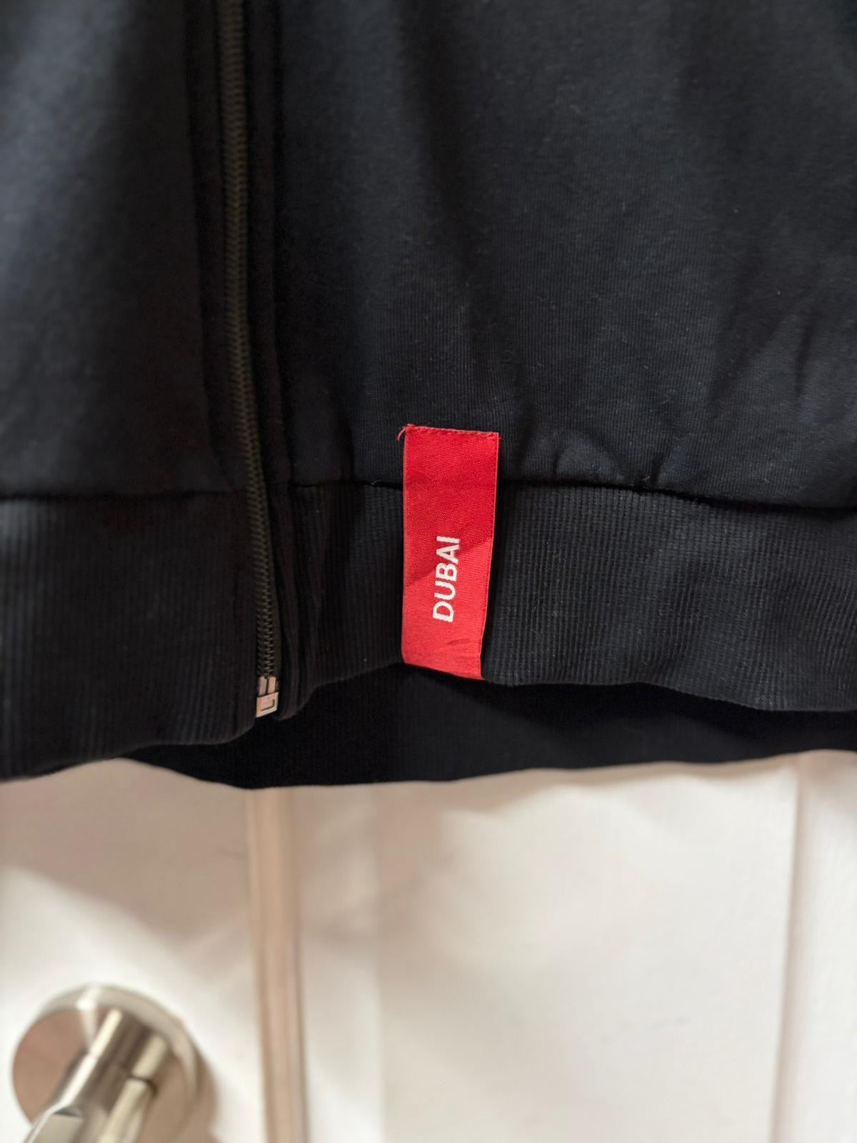 Hard Rock Cafe Dubai Zip Up Hoodie [L]