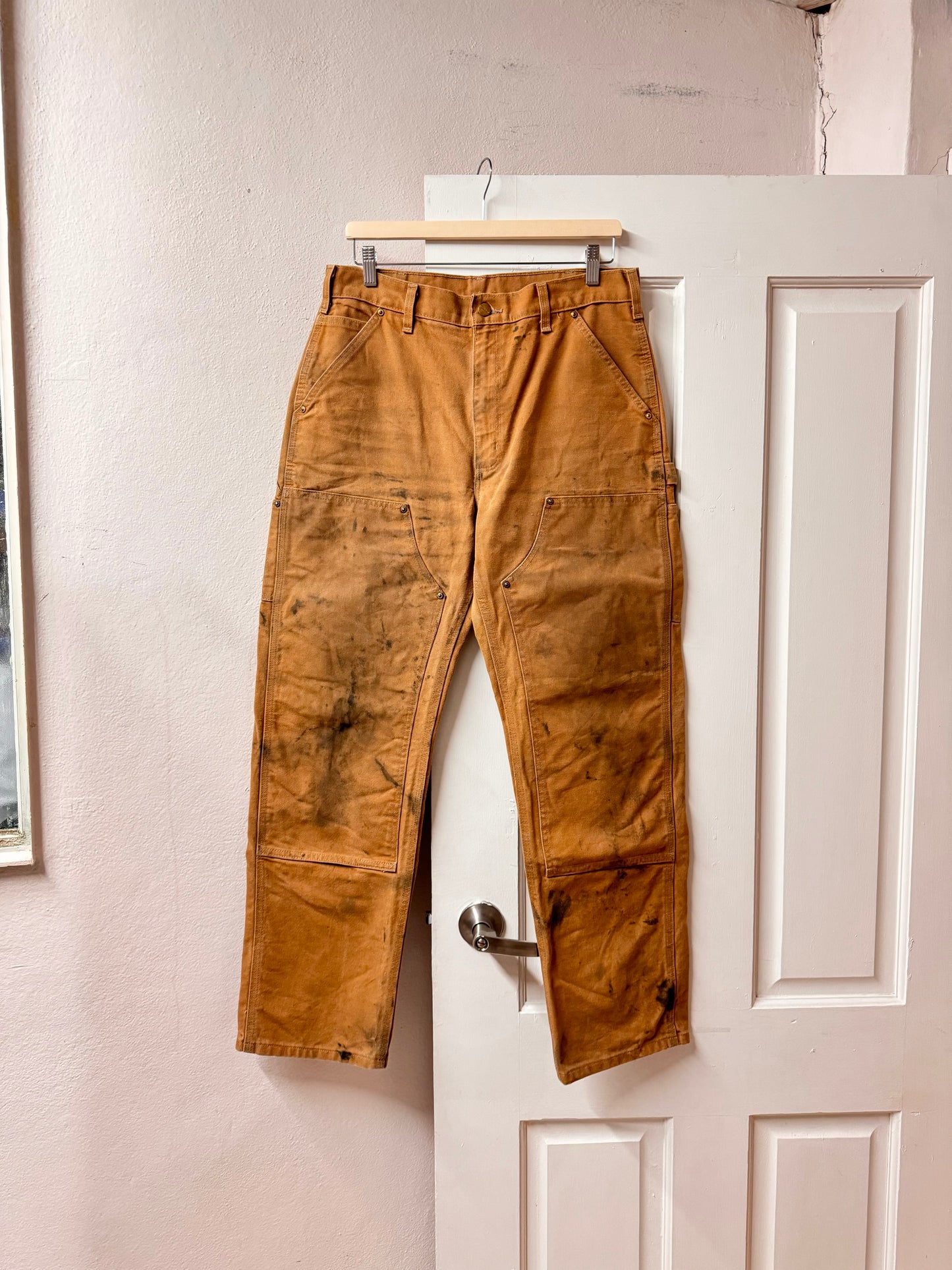 Vintage Carhartt Straight Leg Jeans [34”]