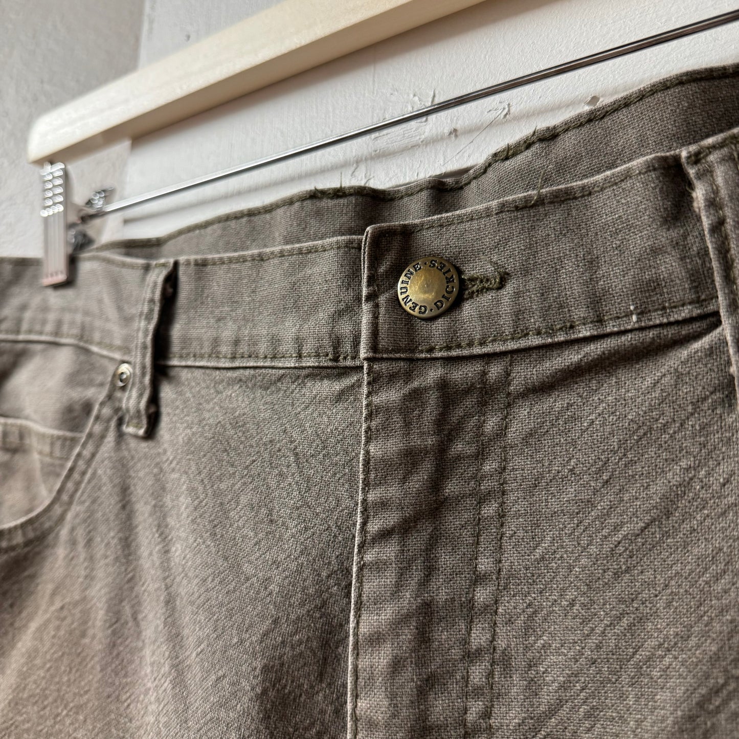 Vintage Dickies Straight Leg Jeans [33”]