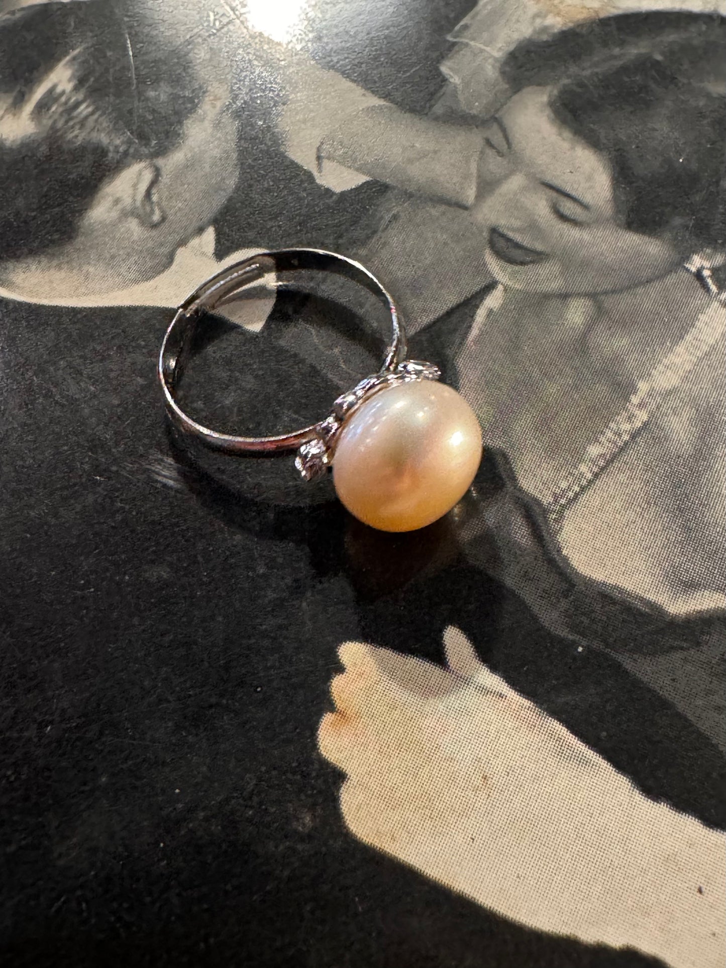 Vintage Sterling Silver Pearl Ring (Size: 7.5 / P Adjustable)