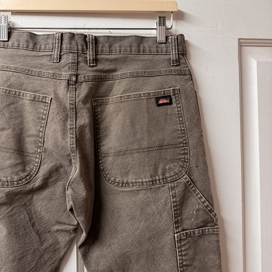 Vintage Dickies Straight Leg Jeans [33”]