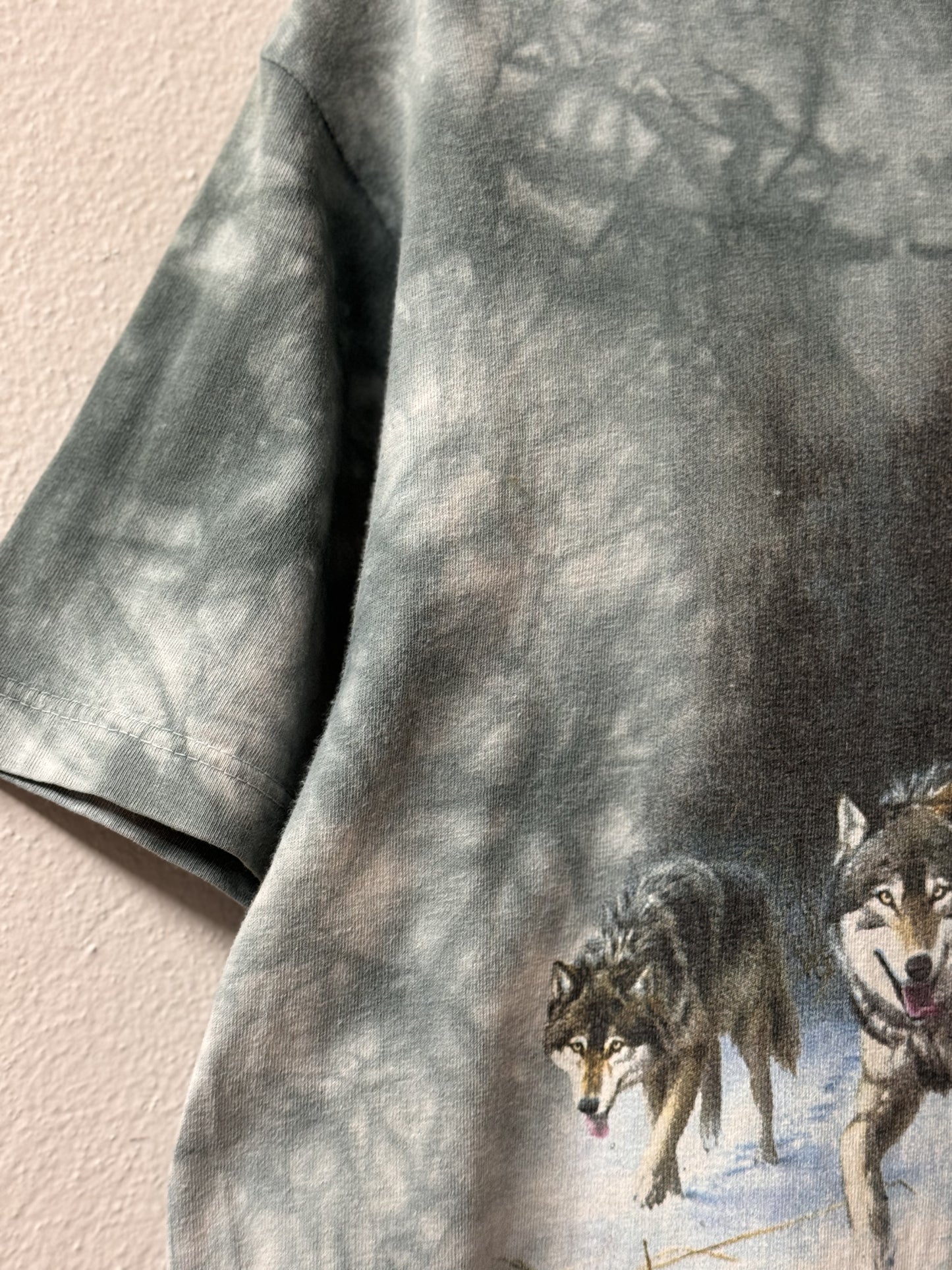 The Mountain Printed Wolf Tee - Made in USA [M]