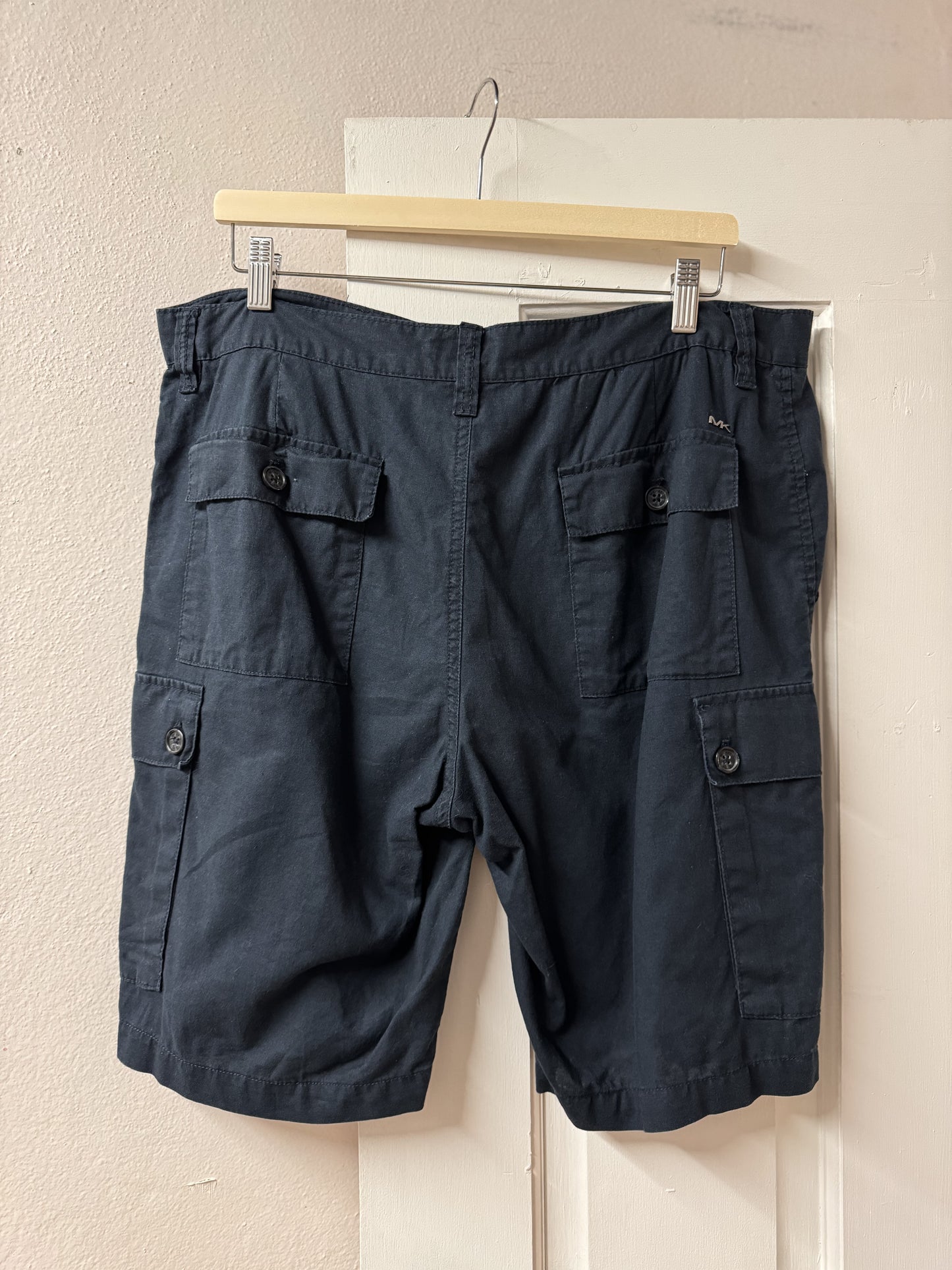 Michael Kors Black Linen Cargo Shorts [36"]