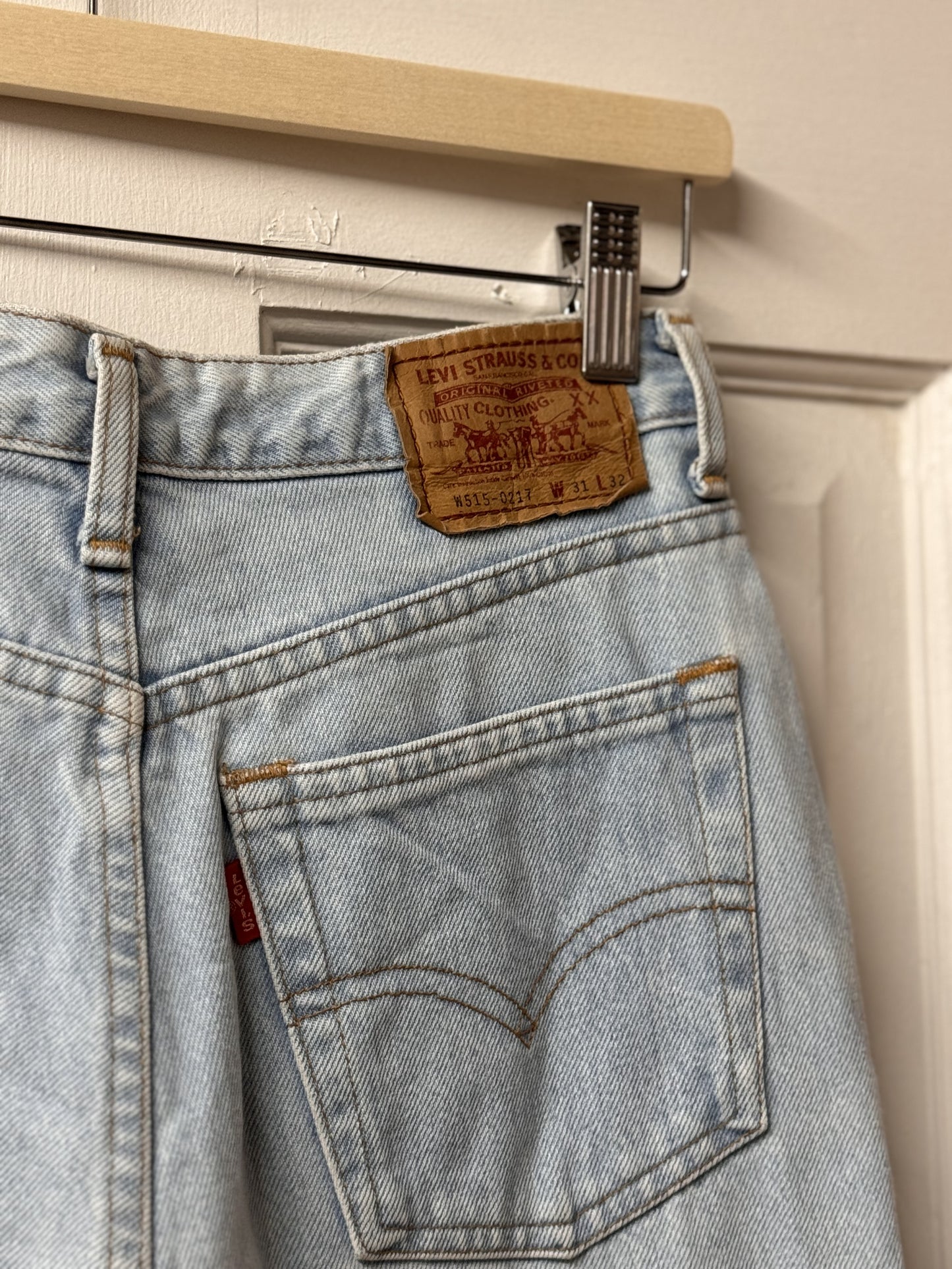Vintage Levi's 515 Jeans - Made in Japan [27"]