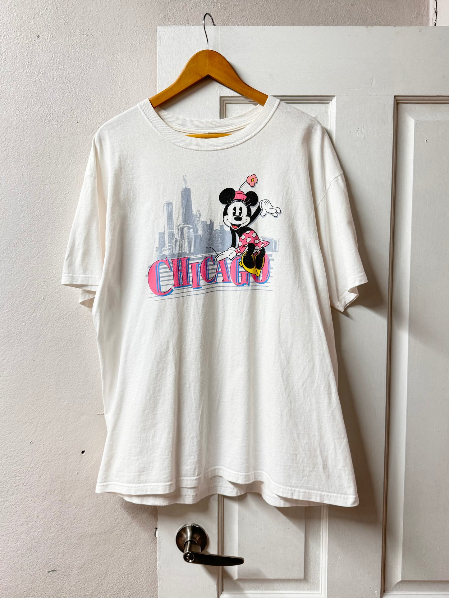 Chicago Minnie Mouse Disney White Tee [XL]