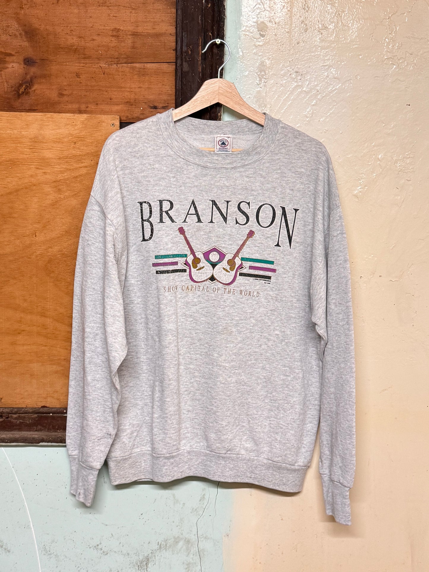 Vintage Branson Crewneck Sweater [M/XL]
