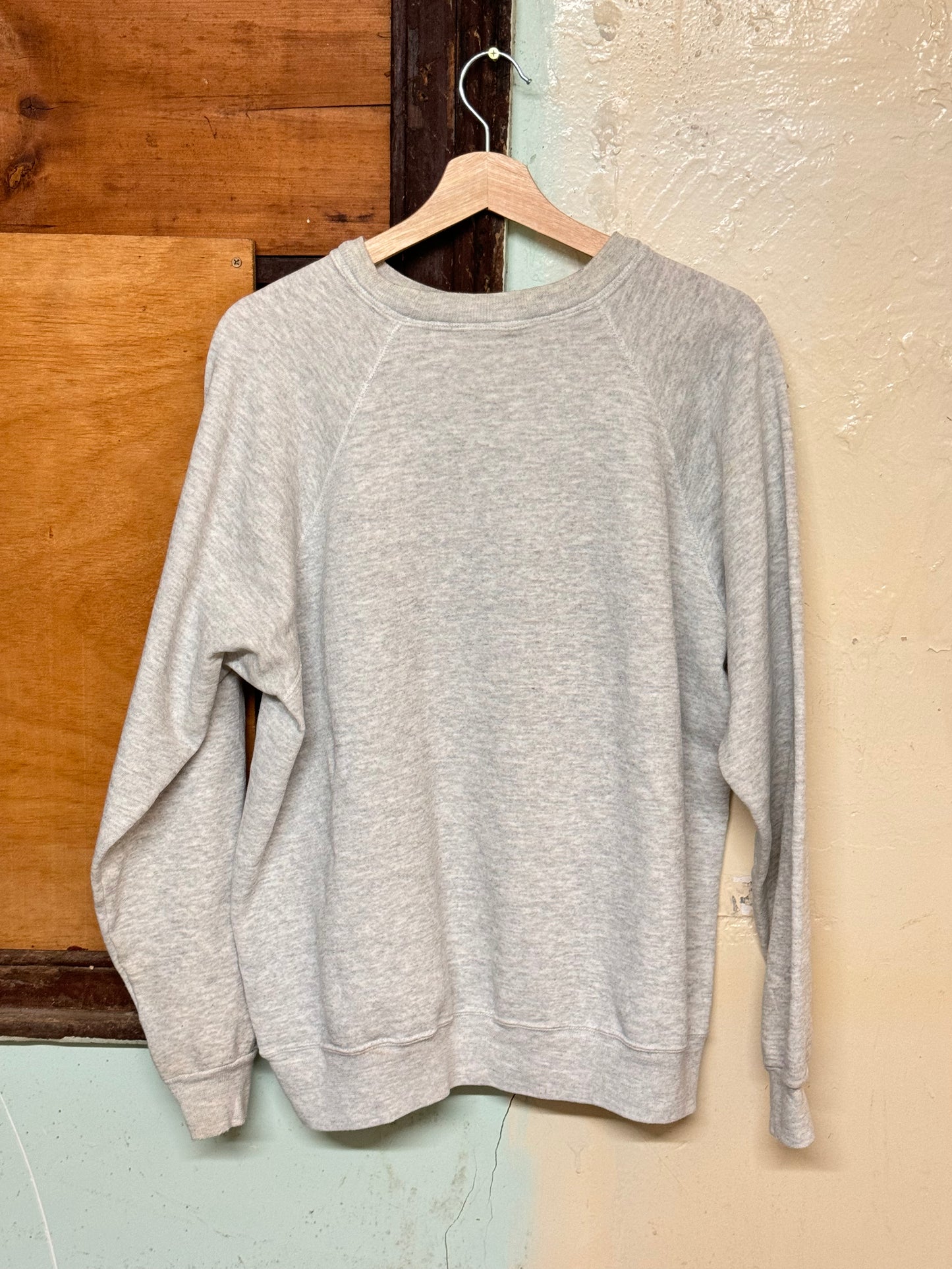 Vintage Grey Crewneck Sweater [L/XL]
