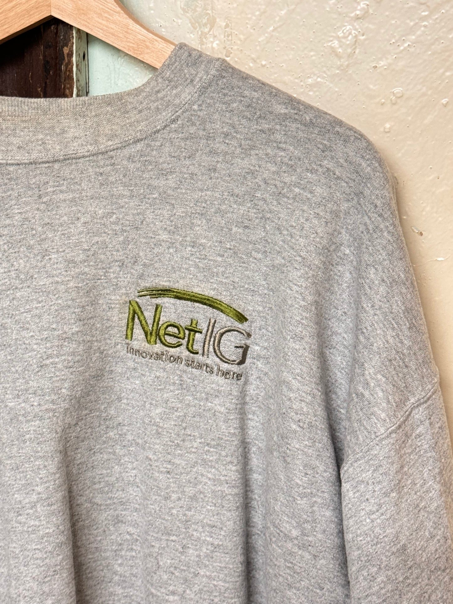 Vintage Grey Crewneck Sweater [L]