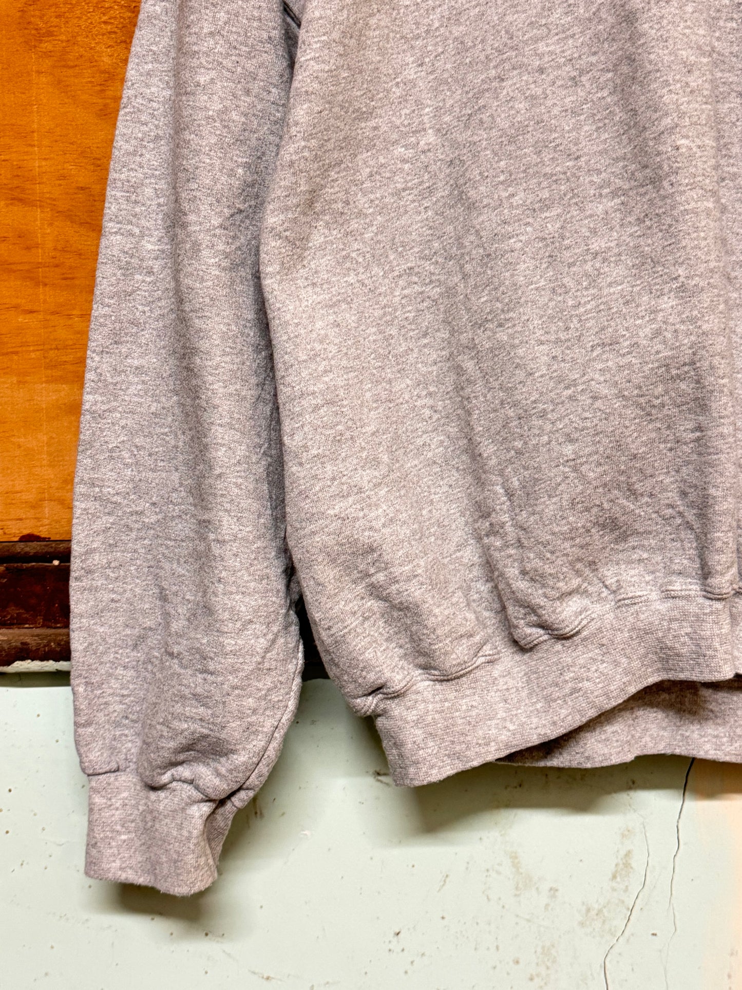 Vintage Grey Crewneck Sweater [L]