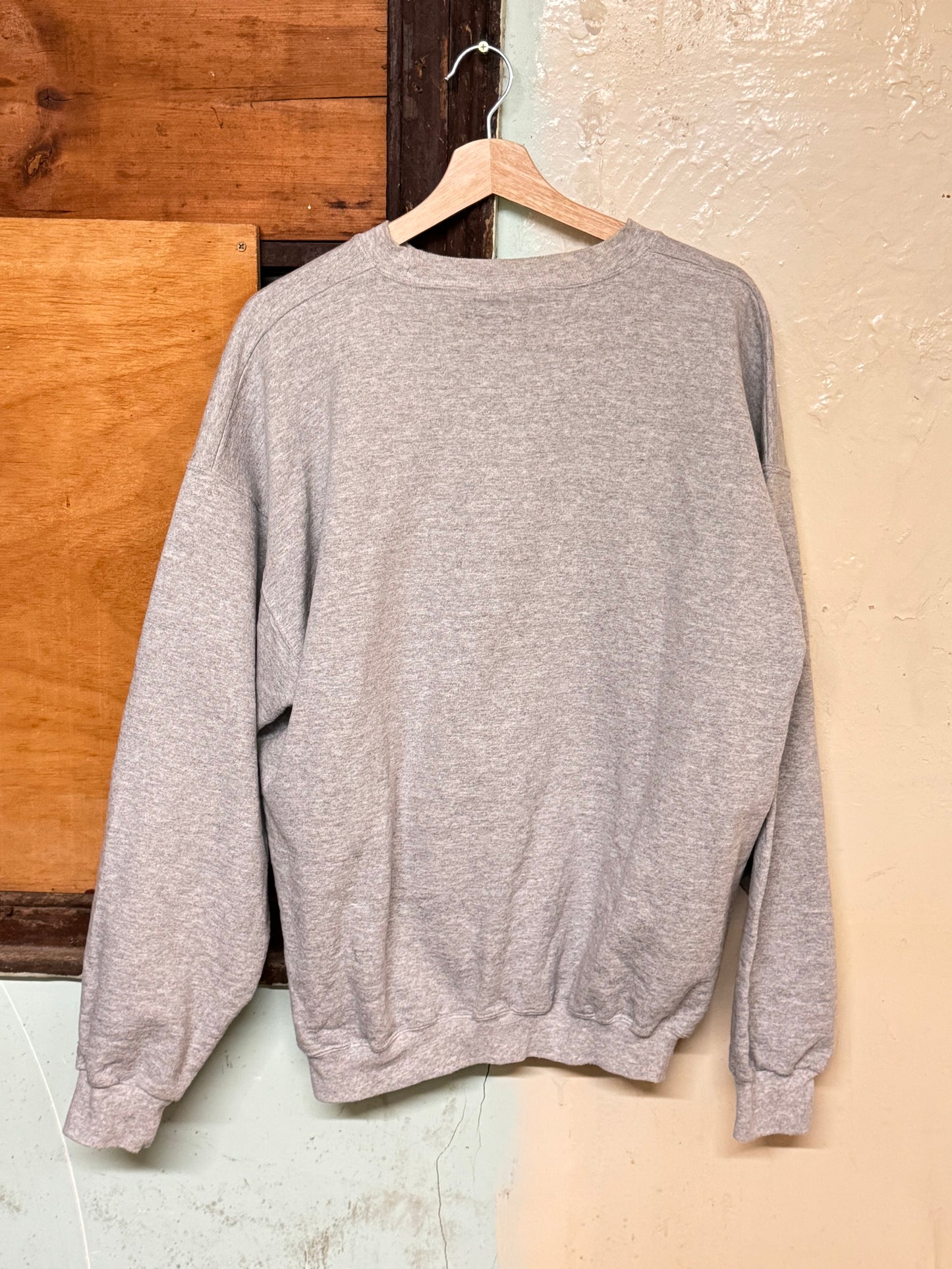 Vintage Grey Crewneck Sweater [L]