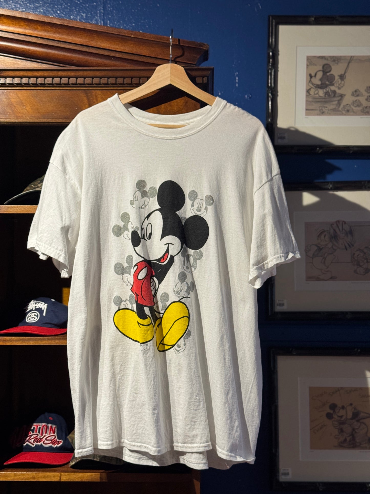 White Mickey Disney Tee [XL]