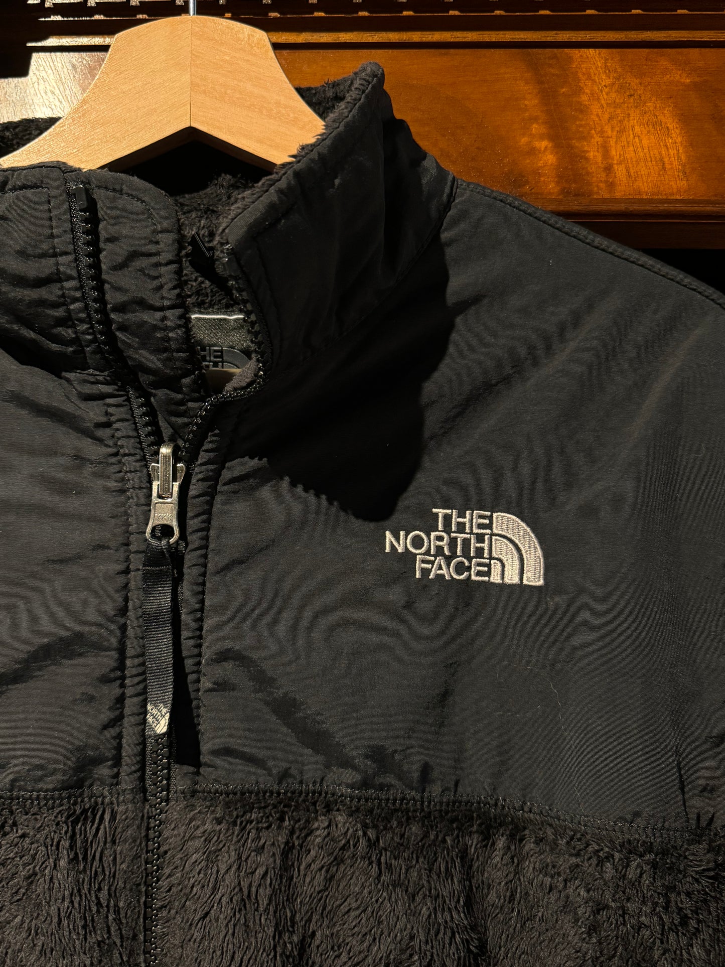 Black 'The North Face' Zip Up Fleece Jacket - Womens [XL]