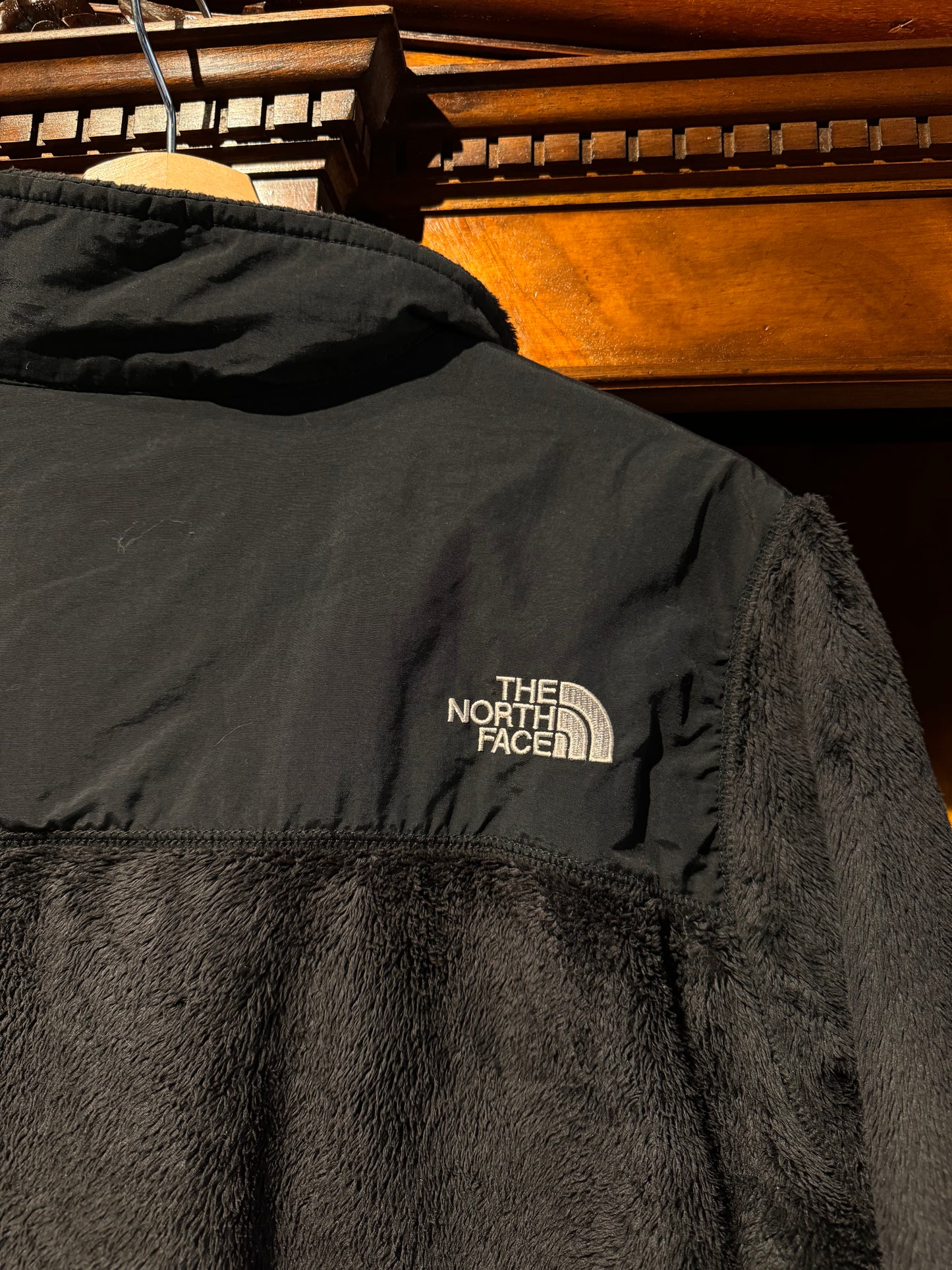 Black 'The North Face' Zip Up Fleece Jacket - Womens [XL]