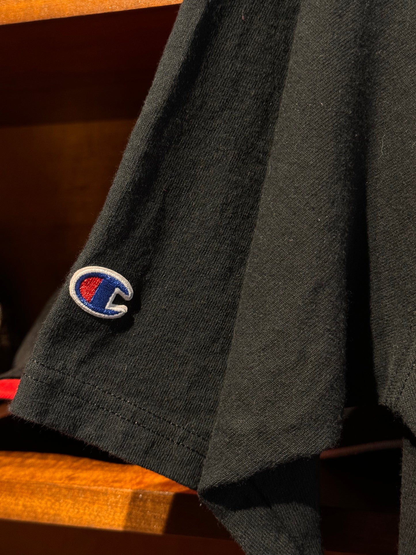 Black Champion Tee [XL]