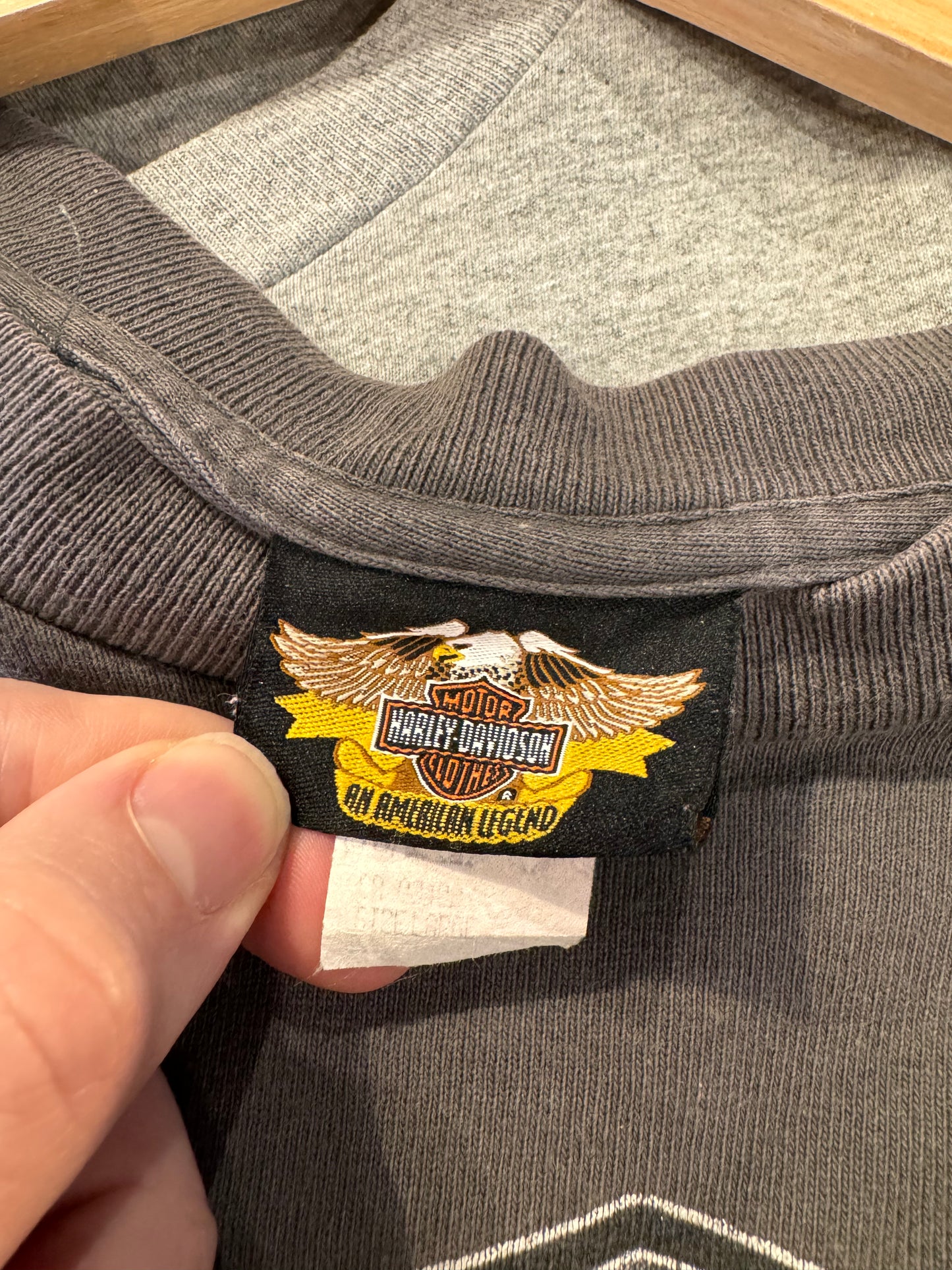 Harley Davidson Milwaukee Wisconsin Graphic Tee / Made in USA [L]