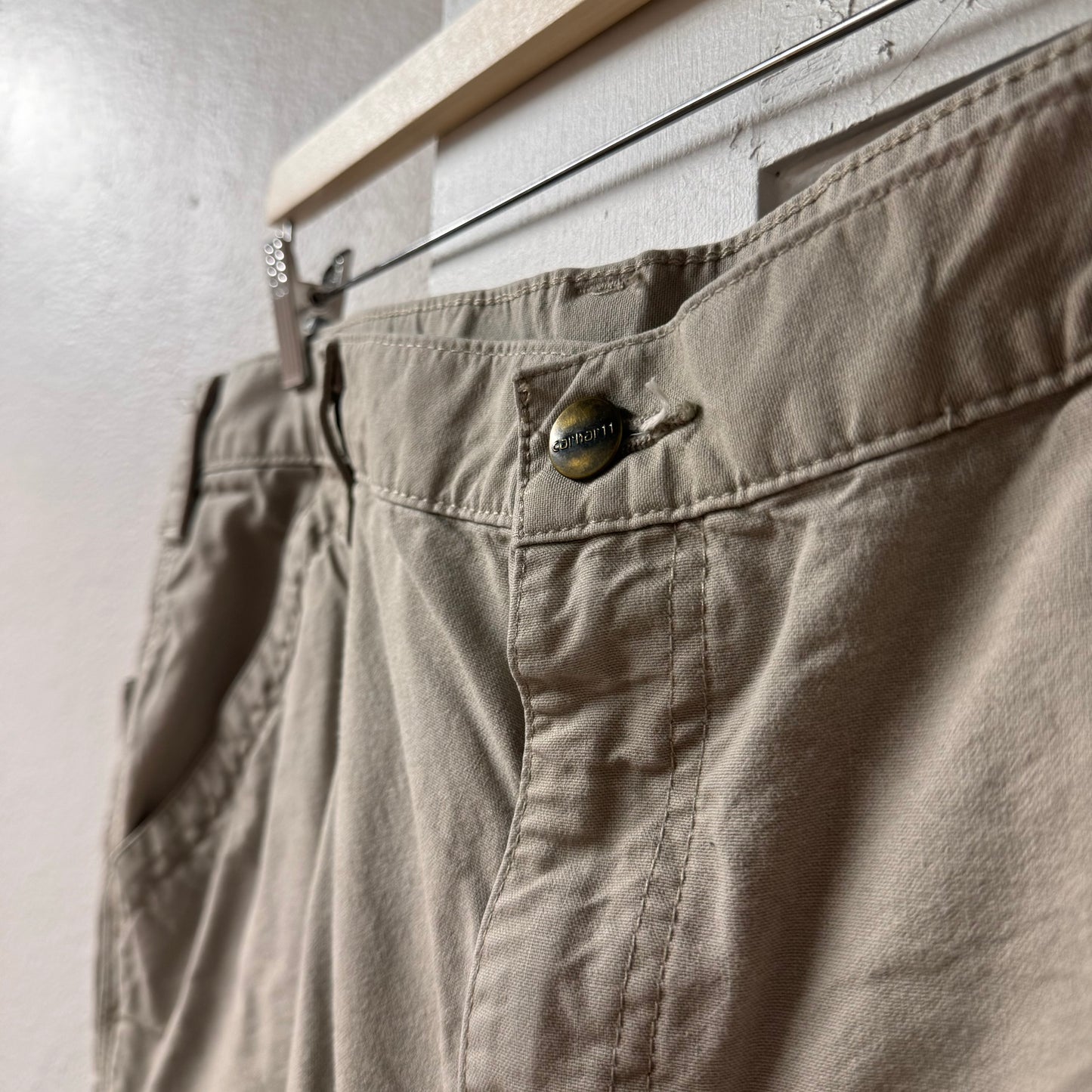 Carhartt Shorts [40"]