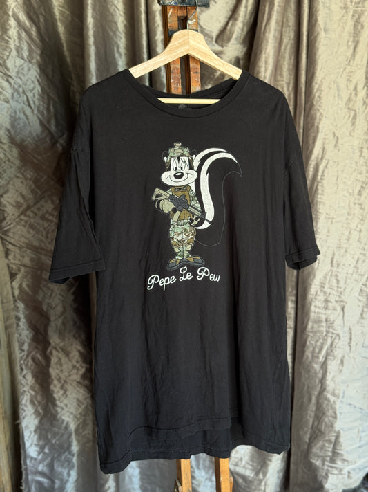 Vintage Pepe Le Pew Tee [2XL]