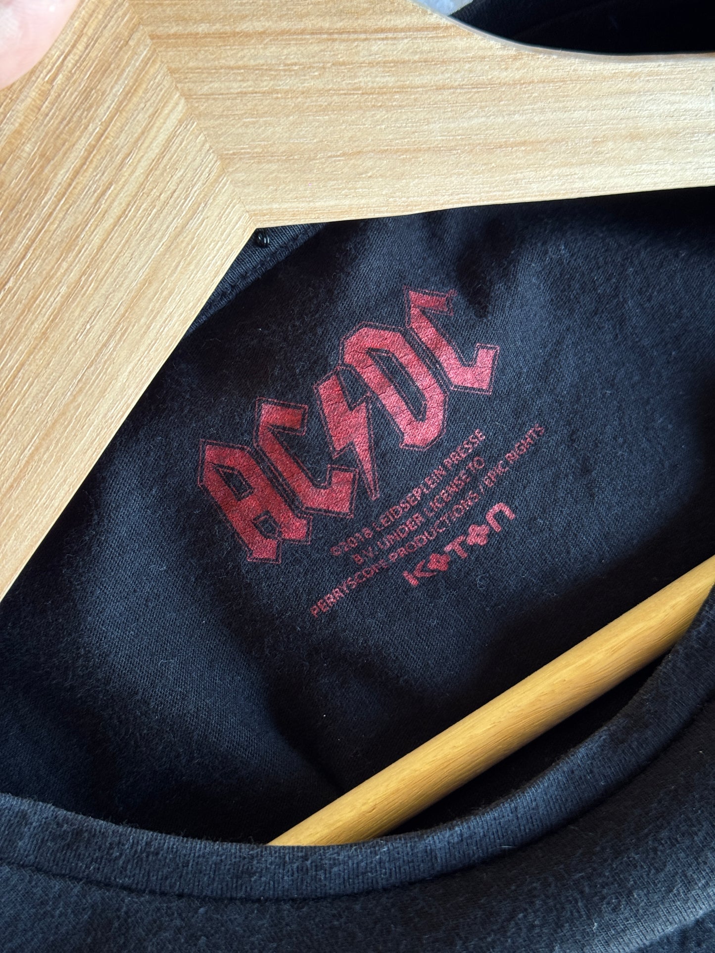 Black ACDC Tee [L]